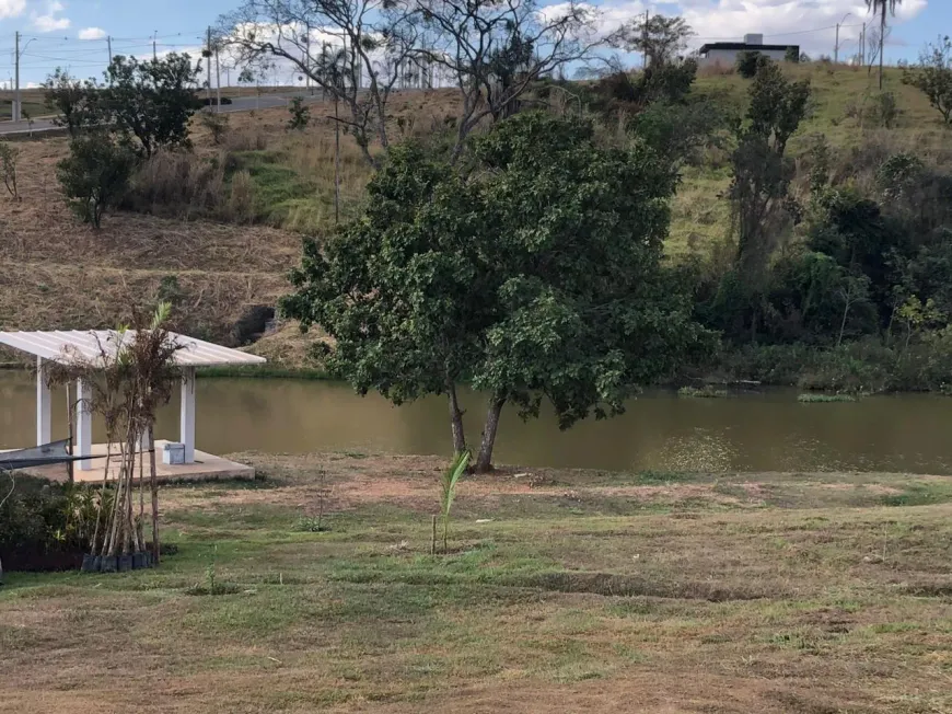 Lote de condomínio para venda Entre Lagos