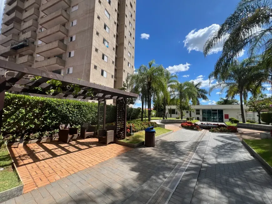 Luxuoso Apartamento 3 Suítes no Condomínio Invent Max - Village Veneza