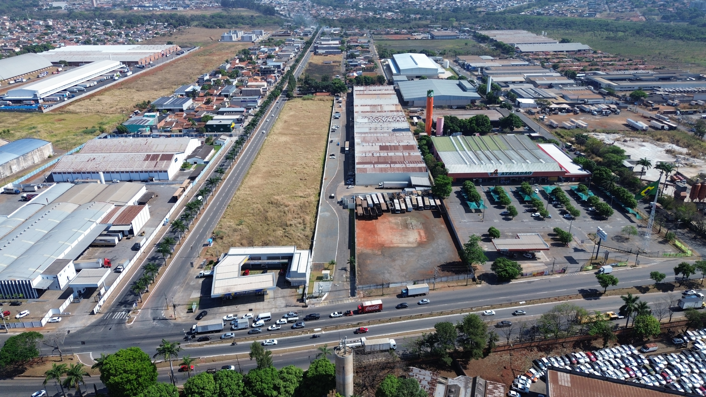 Condomínio Logístico com Renda — Av. Perimetral Norte