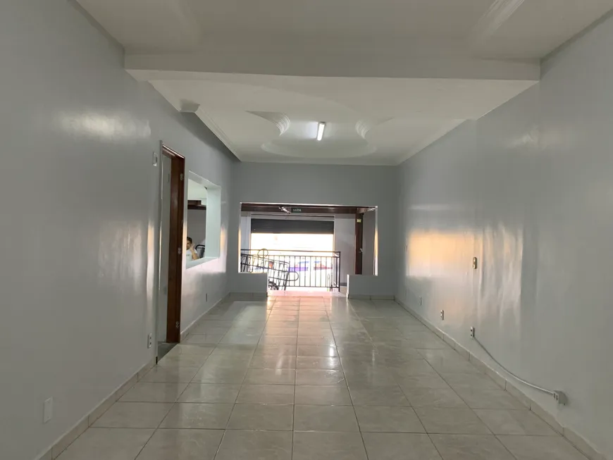 Loja Comercial Ampla no Nova Suiça - Pronta para Seu Negócio - Foto 14